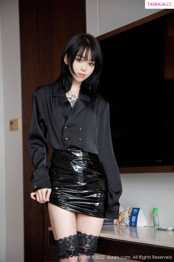 小奶瓶呜呜  [XiuRen]高清写真图 2022.04.26 No.4927 奶瓶第5张图片